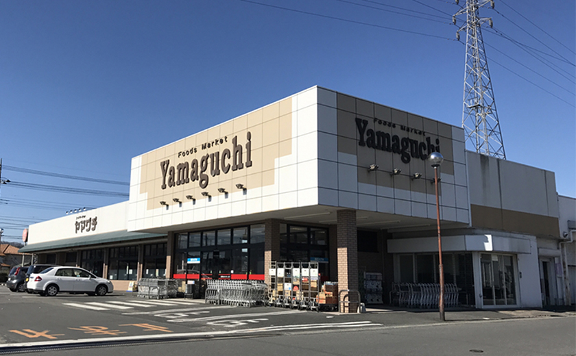ヤマグチスーパー 坂西店